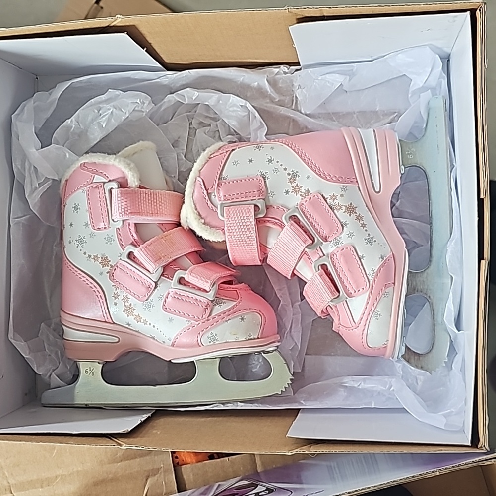 Kids ice skates